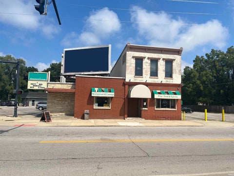 Photo for 325 W Marion Street