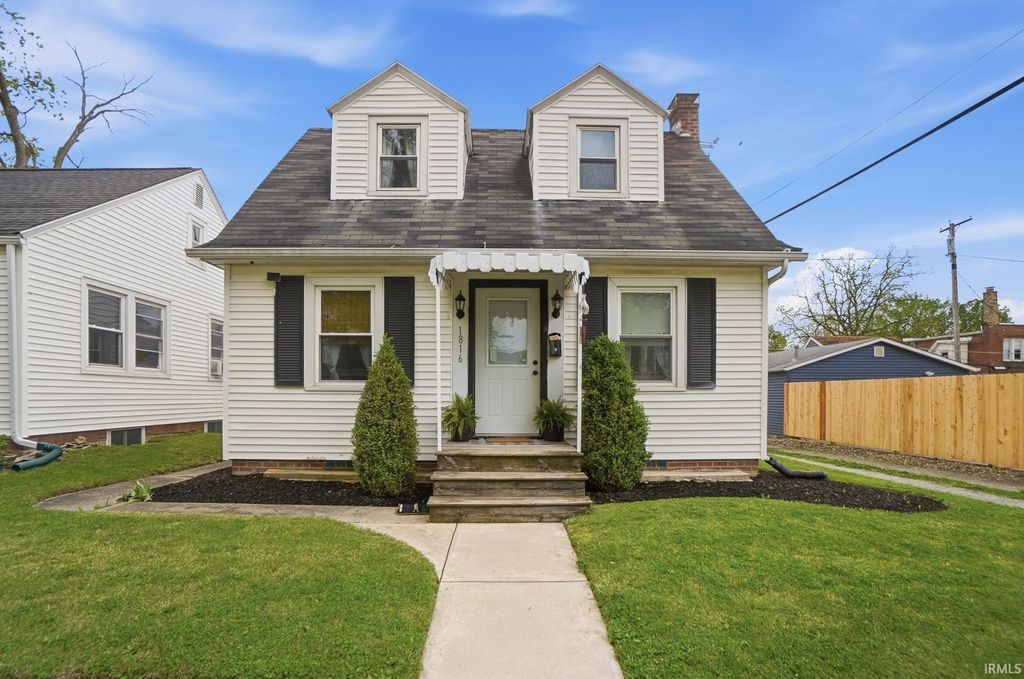 Photo of 1816 Jessie Avenue, Fort Wayne, IN 46808 (MLS # 202617447)
