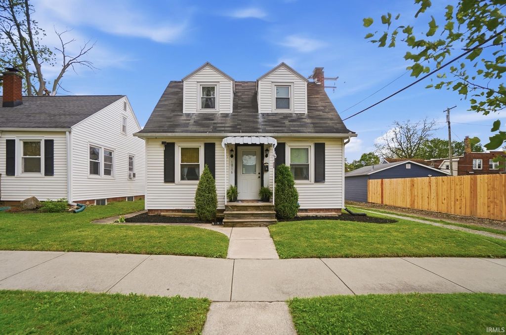 Photo of 1816 Jessie Avenue, Fort Wayne, IN 46808 (MLS # 202617447)
