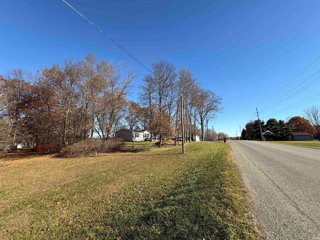 Photo of 800 E S, Wolcottville, IN 46795 (MLS # 202546367)