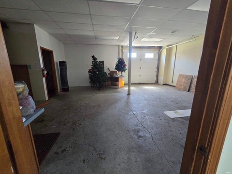 Tiny photo for 112 N Jefferson Street, Hartford City, IN 47348 (MLS # 202624784)