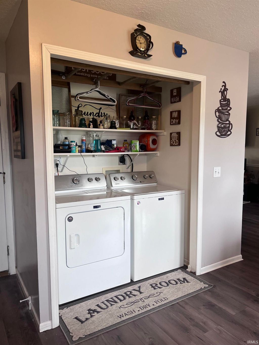 Photo of 511 Knights Court, Bluffton, IN 46714 (MLS # 202615190)