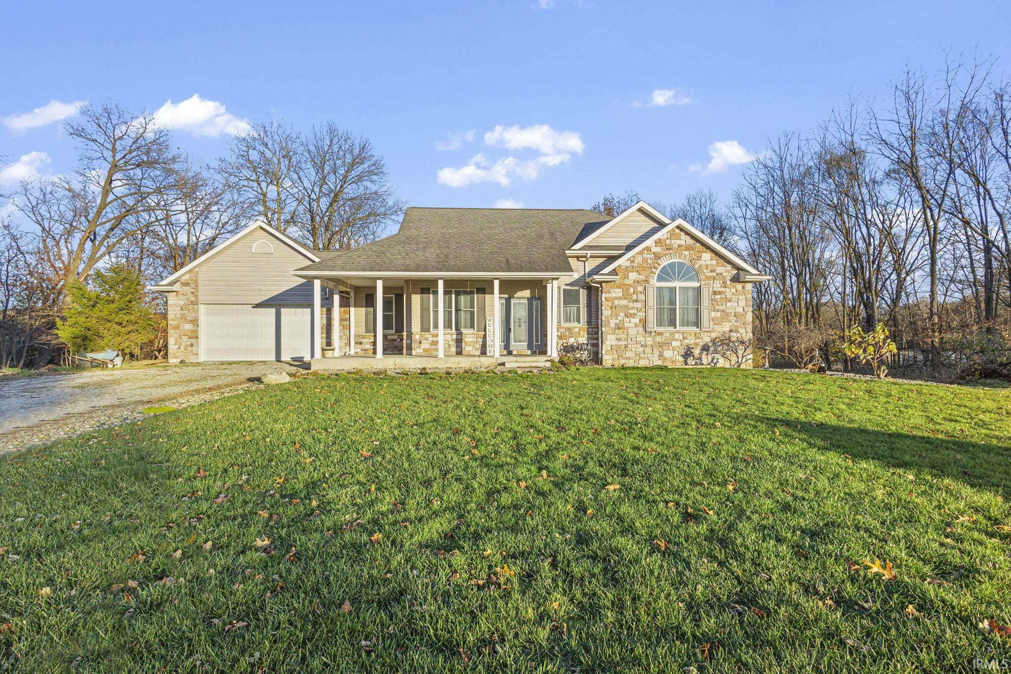 Elkhart, Indiana 46514, United States, 3 Bedrooms Bedrooms, ,3 BathroomsBathrooms,Residential,Active,31588