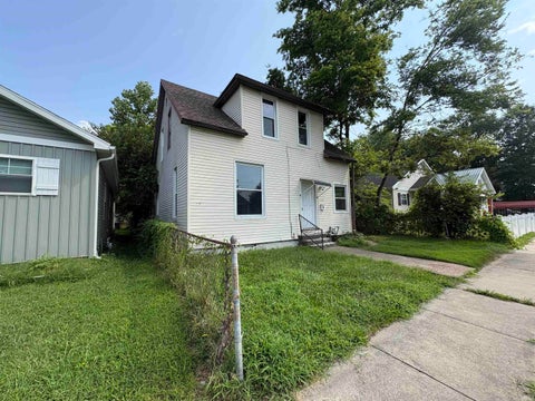 Tiny photo for 712 Taylor Avenue, Evansville, IN 47713 (MLS # 202633063)
