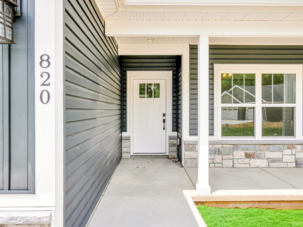 Photo of 820 Hackberry Court, Frankfort, IN 46041 (MLS # 202602127)