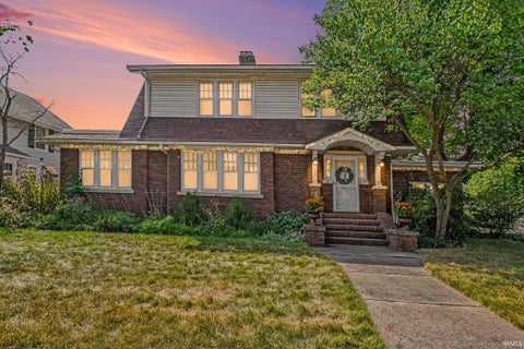 Photo of 131 S Vine Street, Elkhart, IN 46514 (MLS # 202636503)