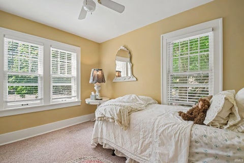 Tiny photo for 131 S Vine Street, Elkhart, IN 46514 (MLS # 202636503)