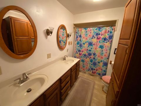 Tiny photo for 4312 N Old State Rd 17 Road, Rochester, IN 46975 (MLS # 202614236)