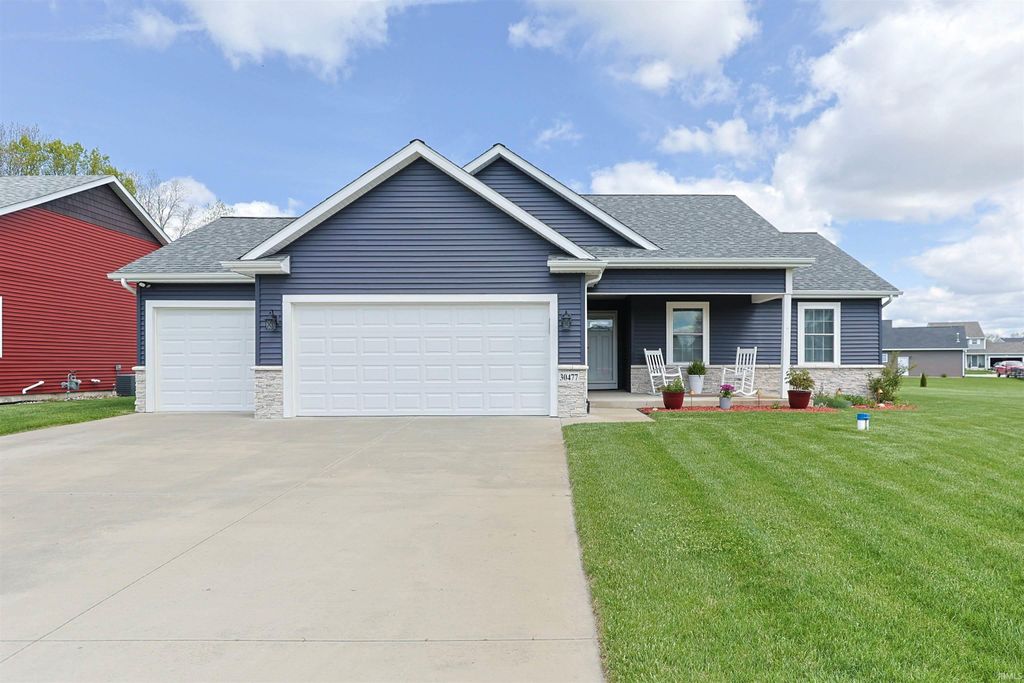 Photo of 30477 Pine Bluff Drive, Elkhart, IN 46517 (MLS # 202616489)