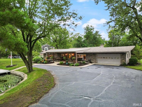 Tiny photo for 94 EMS T29 Lane, Leesburg, IN 46538 (MLS # 202633038)