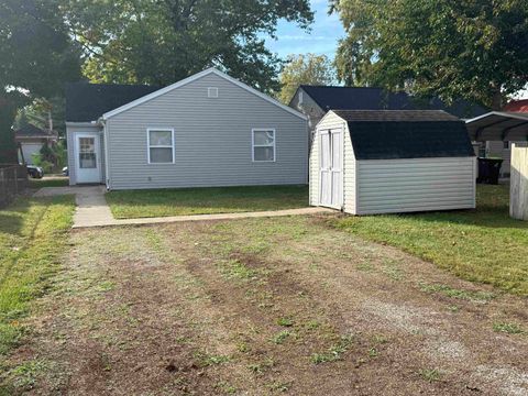 Tiny photo for 1618 Miles Street, Logansport, IN 46947 (MLS # 202540969)