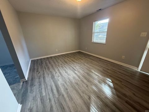 Tiny photo for 1618 Miles Street, Logansport, IN 46947 (MLS # 202540969)