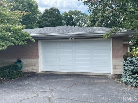 Tiny photo for 1755 W Farview Drive, Peru, IN 46970 (MLS # 202535012)
