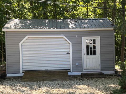 Tiny photo for 1755 W Farview Drive, Peru, IN 46970 (MLS # 202535012)