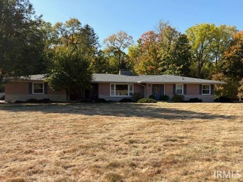 Tiny photo for 1755 W Farview Drive, Peru, IN 46970 (MLS # 202535012)
