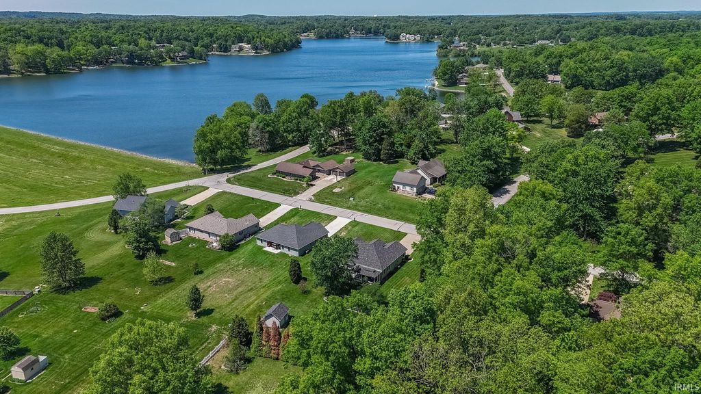 Photo of 422 E Tinsel Circle, Santa Claus, IN 47579 (MLS # 202616084)