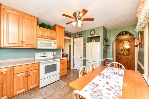 Tiny photo for 690 High Street, Middletown, IN 47356 (MLS # 202643695)
