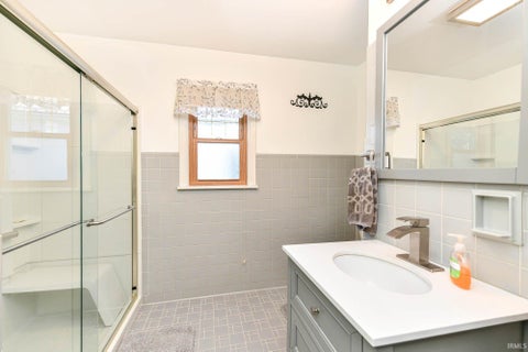Tiny photo for 690 High Street, Middletown, IN 47356 (MLS # 202643695)