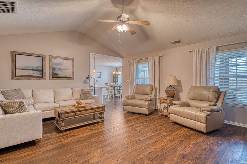 Photo of 2840 Mooring Road, Evansville, IN 47725 (MLS # 202600864)