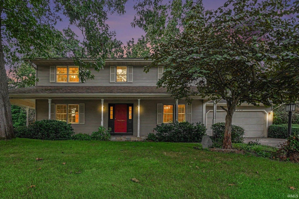 Photo of 19064 Pelican Cove Court, South Bend, IN 46637 (MLS # 202640051)