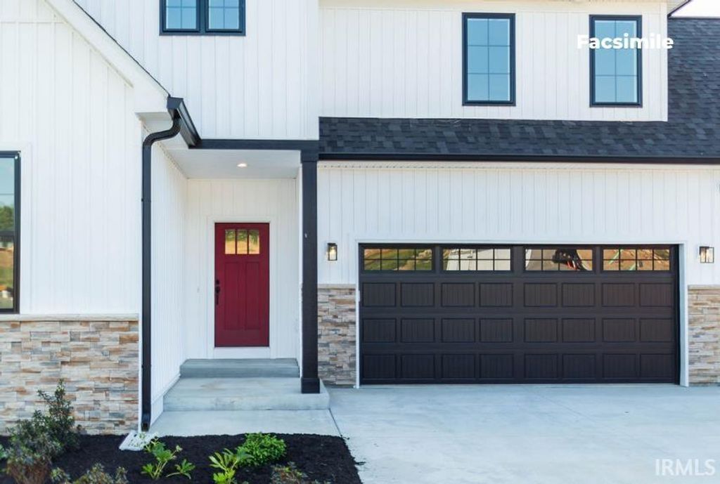 Photo of 4610 S Abington Avenue, Bloomington, IN 47403 (MLS # 202608011)