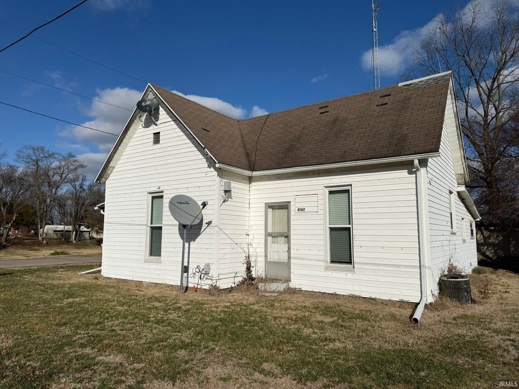 Photo of 4167 N Walnut Street, Richland, IN 47634 (MLS # 202606182)