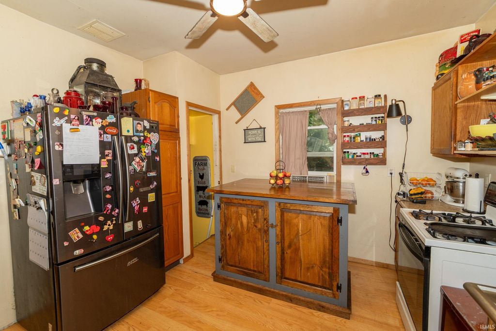 Photo of 22814 Ardmore Trail, South Bend, IN 46628 (MLS # 202538983)