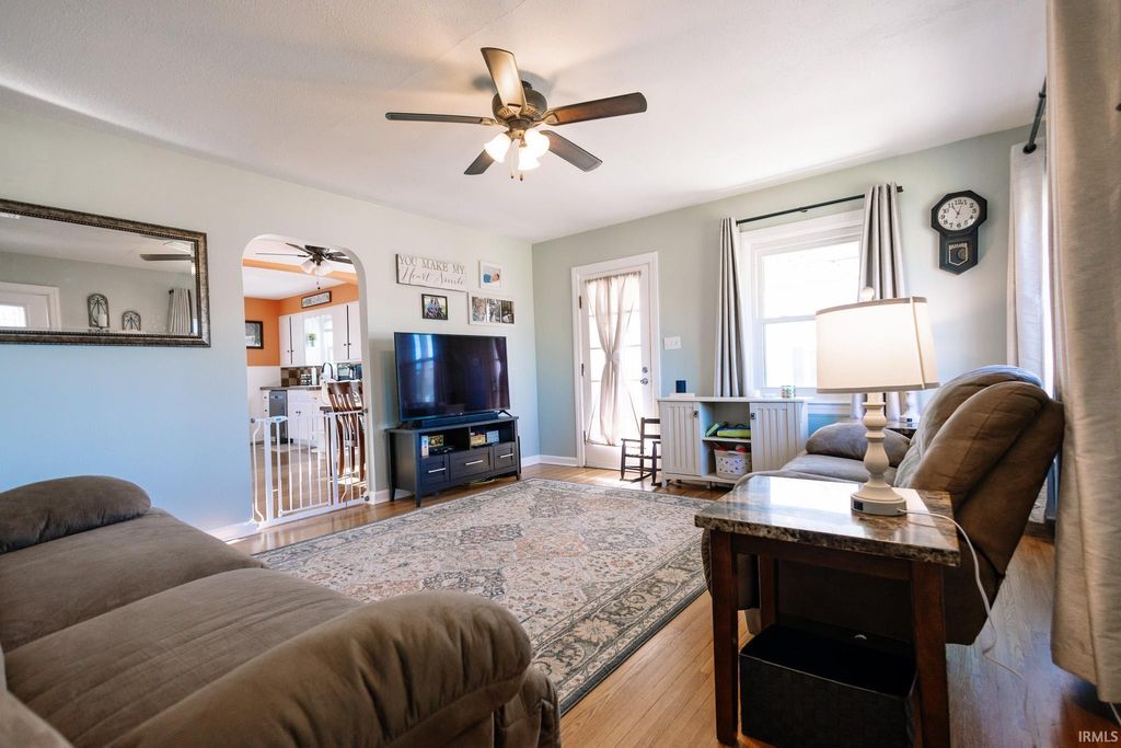 Photo of 1015 N Alvord Boulevard, Evansville, IN 47711 (MLS # 202601357)