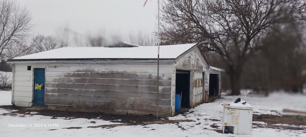 Photo of 11645 E 1st Street, Bicknell, IN 47512 (MLS # 202548889)