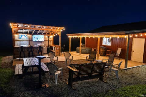 Tiny photo for 6726 E CR 150 North, Logansport, IN 46947 (MLS # 202632554)