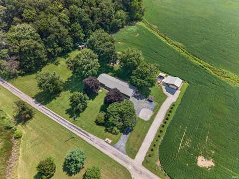 Tiny photo for 6726 E CR 150 North, Logansport, IN 46947 (MLS # 202632554)