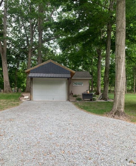 Tiny photo for 2029 S TIMBER Trail, Peru, IN 46970 (MLS # 202523539)