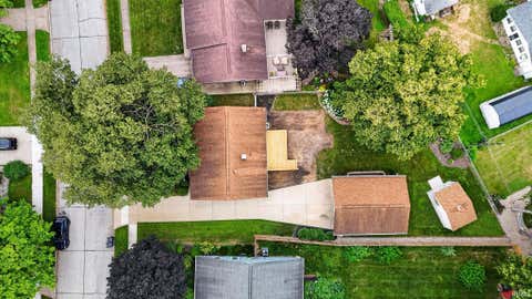 Tiny photo for 2408 Potawatomi Drive, Lafayette, IN 47909 (MLS # 202632881)