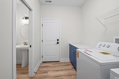 Tiny photo for 6149 Helmsdale Drive, Lafayette, IN 47905 (MLS # 202611541)