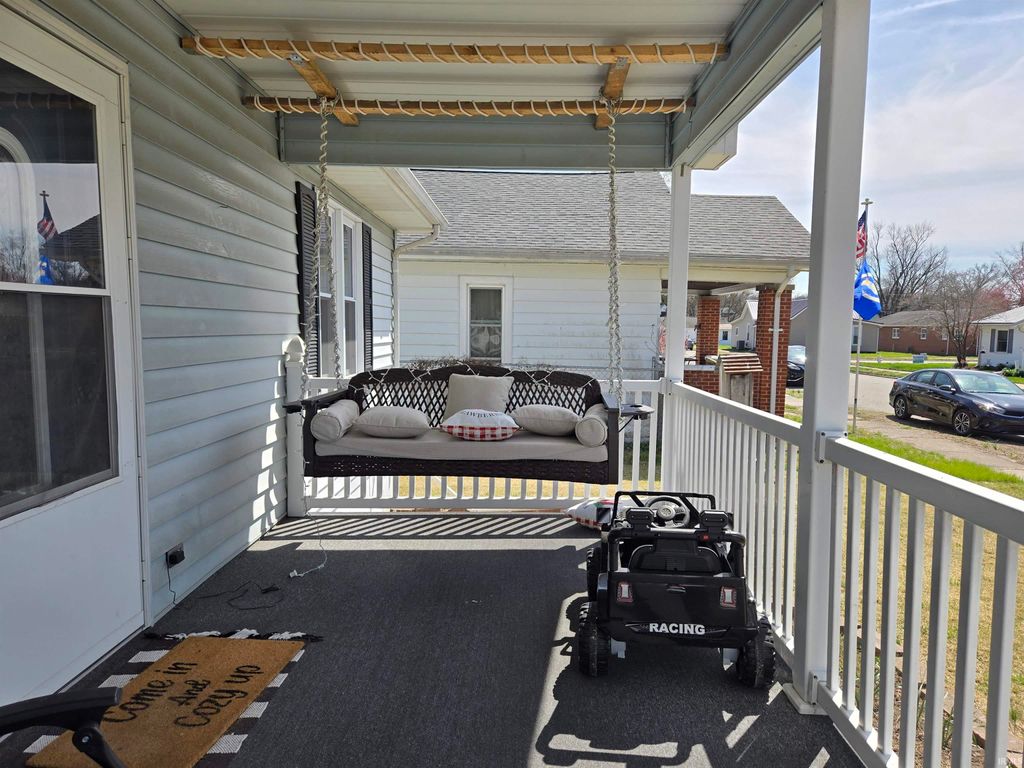 Photo of 1218 McKinley Avenue, Vincennes, IN 47591 (MLS # 202610633)