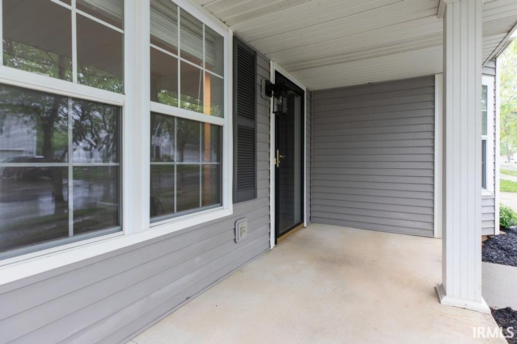 Photo of 2214 S Sweetbriar Drive, Bloomington, IN 47401 (MLS # 202608852)