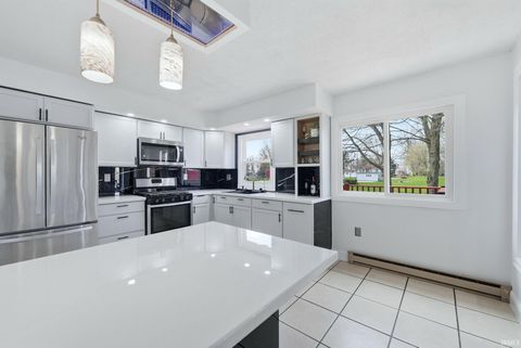 Tiny photo for 2569 W 645 N, Delphi, IN 46923 (MLS # 202612247)