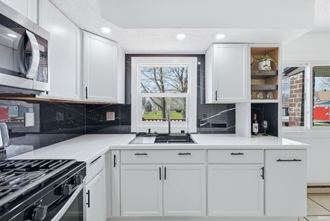 Tiny photo for 2569 W 645 N, Delphi, IN 46923 (MLS # 202612247)