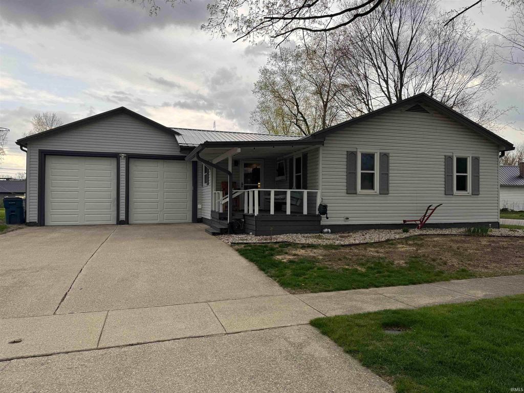 Photo of 207 N Maple Street, North Manchester, IN 46962 (MLS # 202612829)