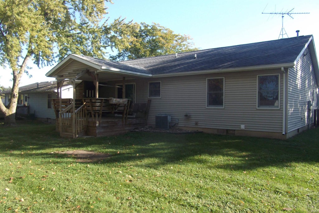 Photo of 602 S Broad Street, Fremont, IN 46737 (MLS # 202643822)