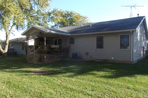 Tiny photo for 602 S Broad Street, Fremont, IN 46737 (MLS # 202643822)
