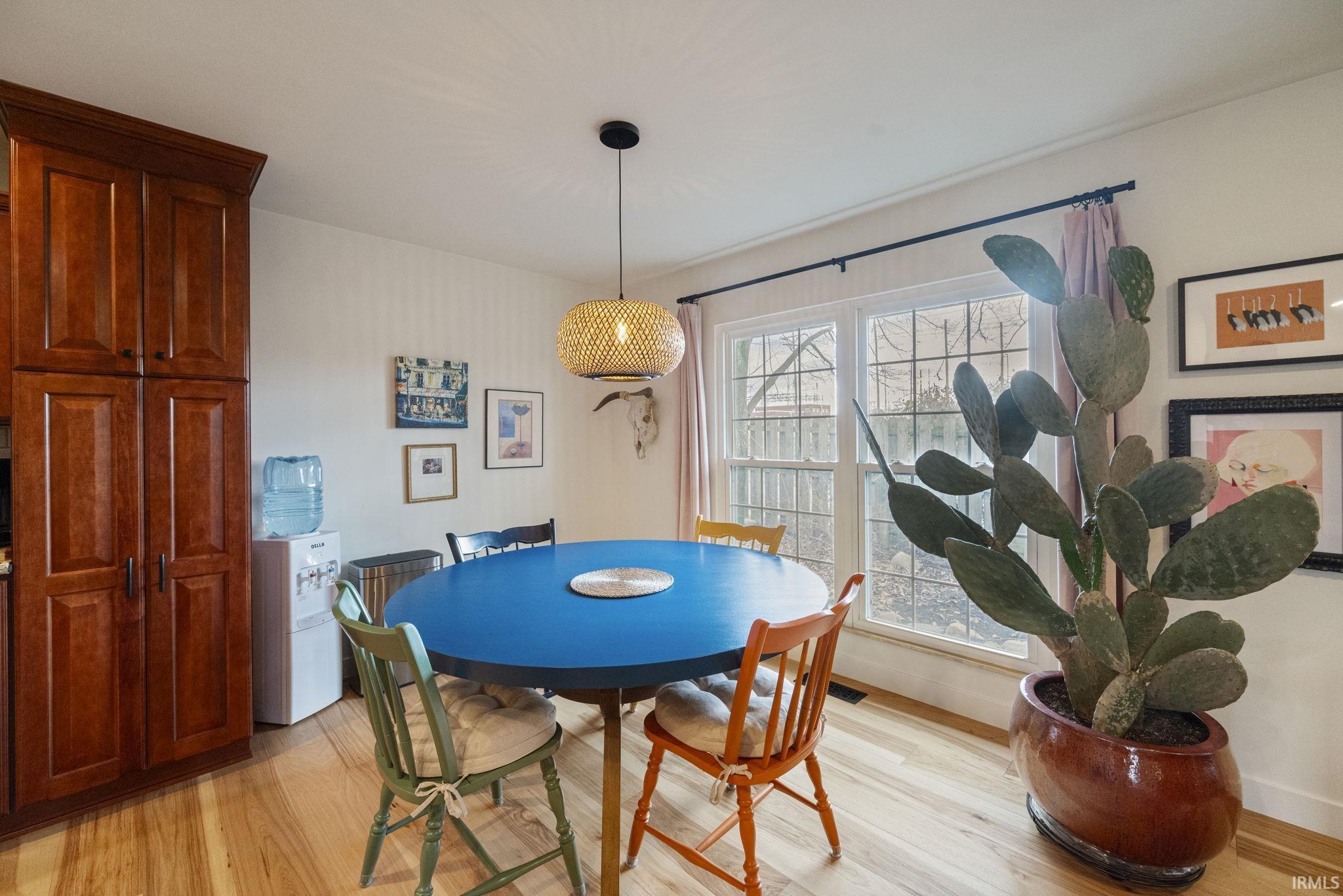 Lafayette, Indiana 47905, United States, 4 Bedrooms Bedrooms, ,2 BathroomsBathrooms,Residential,Pending,10563