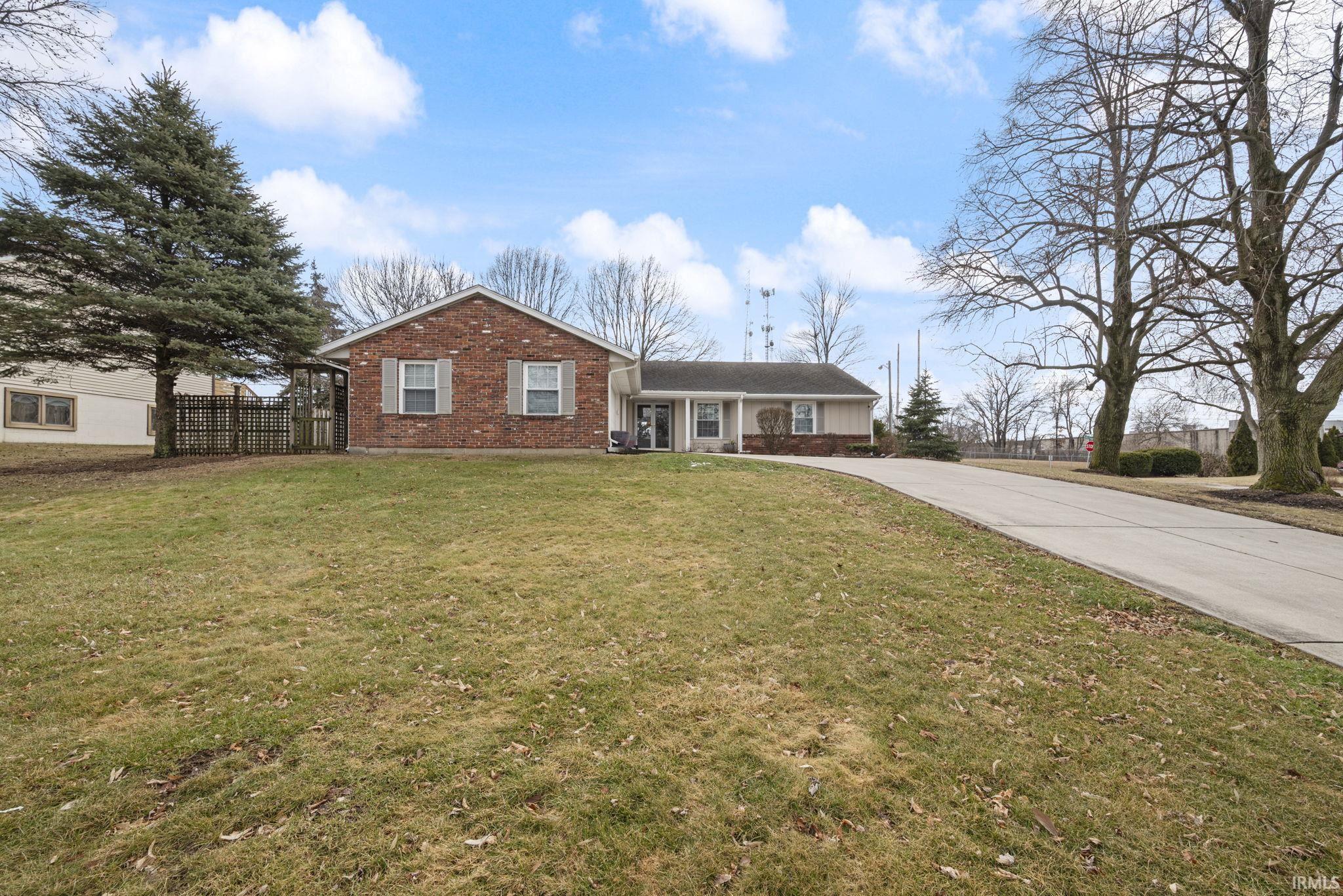 Lafayette, Indiana 47905, United States, 4 Bedrooms Bedrooms, ,2 BathroomsBathrooms,Residential,Pending,10563