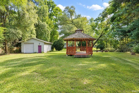 Tiny photo for 52960 Hastings Street, South Bend, IN 46637 (MLS # 202639143)
