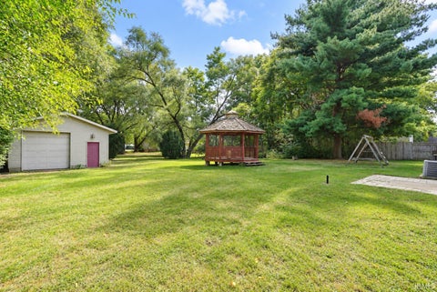 Tiny photo for 52960 Hastings Street, South Bend, IN 46637 (MLS # 202639143)