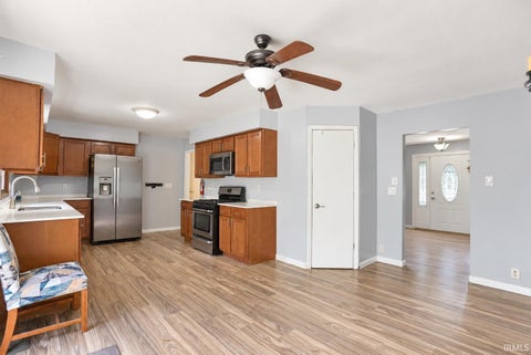 Tiny photo for 52960 Hastings Street, South Bend, IN 46637 (MLS # 202639143)