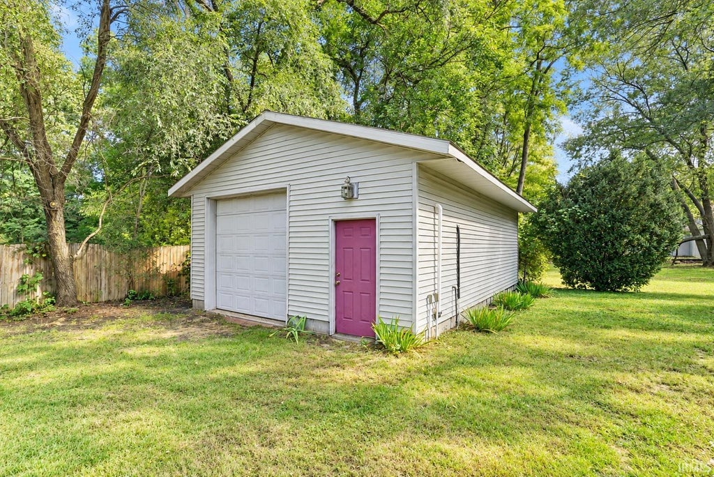 Photo of 52960 Hastings Street, South Bend, IN 46637 (MLS # 202639143)