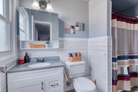 Tiny photo for 313 W Buena Vista Road, Evansville, IN 47710 (MLS # 202611731)