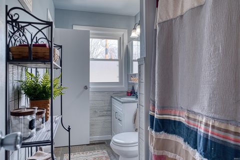 Tiny photo for 313 W Buena Vista Road, Evansville, IN 47710 (MLS # 202611731)