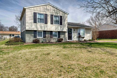 Tiny photo for 313 W Buena Vista Road, Evansville, IN 47710 (MLS # 202611731)